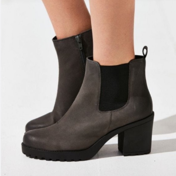 Vagabond Chunky Grace Nubuck Leather Chelsea Platform Heeled Ankle Boots - Picture 4 of 12